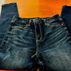 American Eagle High rise skinny jeans. Size 16 long
